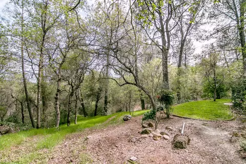 9347 Canyon Hollow Dr, Redding, CA 96001 photo 32