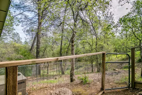 9347 Canyon Hollow Dr, Redding, CA 96001 photo 33