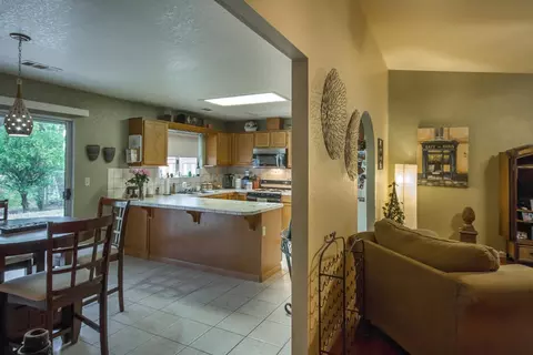 625 Lowe St, Redding, CA 96001 photo 6