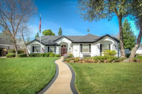 4418 Blue Creek Dr, Redding, CA 96002 photo 1