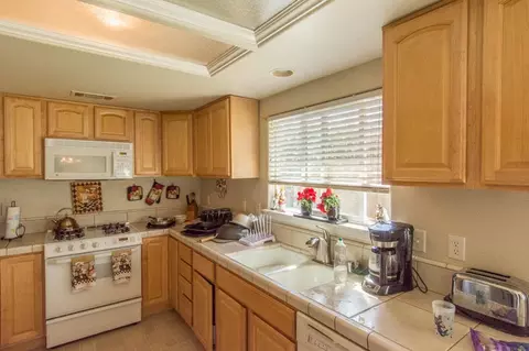 3994 Ethan Ln, Redding, CA 96002 photo 3