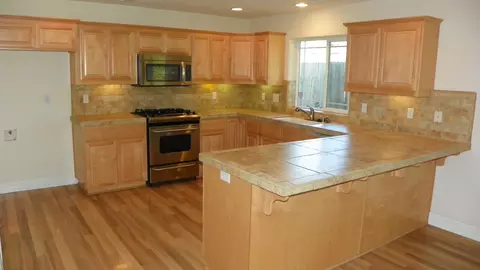 896 Country Oak, Redding, CA 96003 photo 9