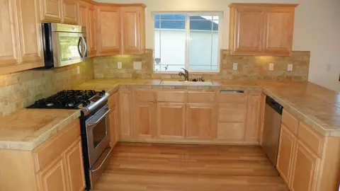896 Country Oak, Redding, CA 96003 photo 10
