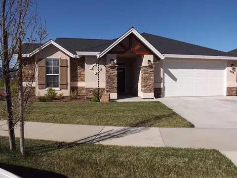 606 Rogue River Way, Redding, CA 96003 photo 1