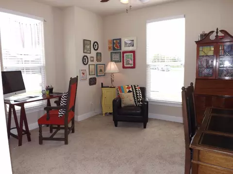 606 Rogue River Way, Redding, CA 96003 photo 17