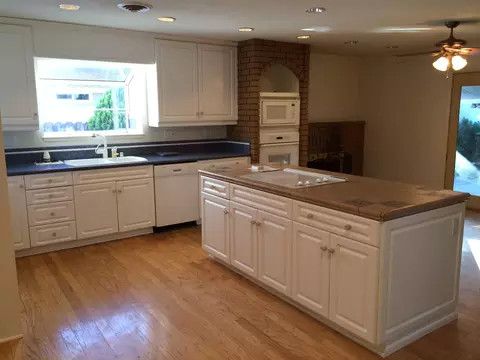 4045 Travona St, Redding, CA 96001 photo 1