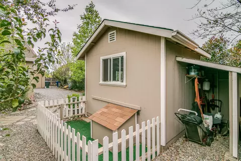 612 Rivercrest Pkwy, Redding, CA 96002 photo 38
