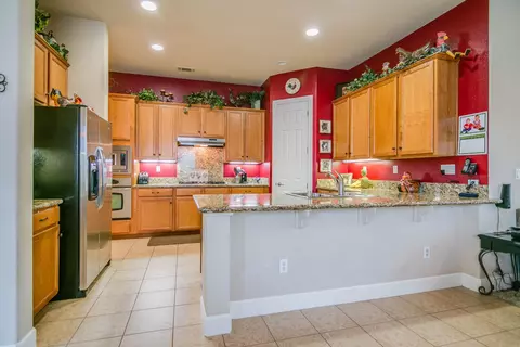 612 Rivercrest Pkwy, Redding, CA 96002 photo 3