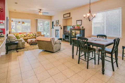 612 Rivercrest Pkwy, Redding, CA 96002 photo 11