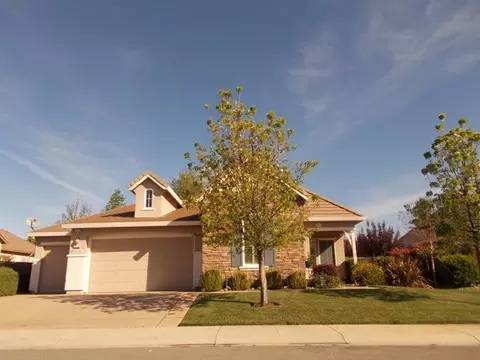 612 Rivercrest Pkwy, Redding, CA 96002 photo 1