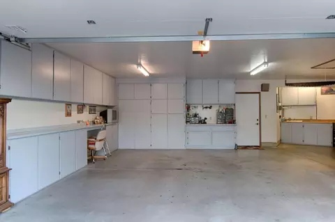 8435 Crown Way, Redding, CA 96001 photo 23