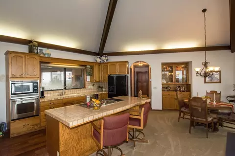 8435 Crown Way, Redding, CA 96001 photo 7