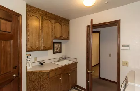8435 Crown Way, Redding, CA 96001 photo 18