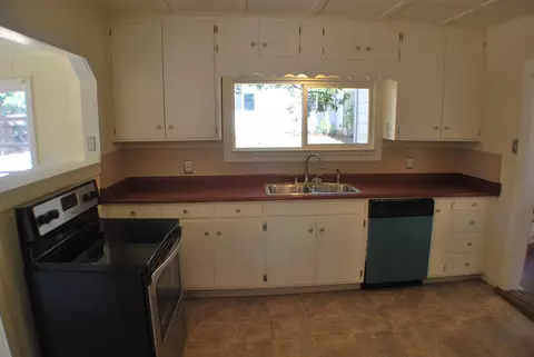 2352 Shasta St, Redding, CA 96001 photo 14
