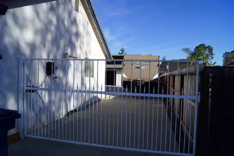 2156 Darsha Ln, Redding, CA 96003 photo 8