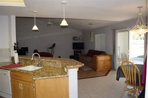 2156 Darsha Ln, Redding, CA 96003 photo 13