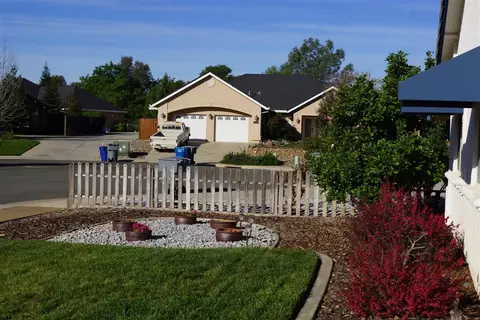 2156 Darsha Ln, Redding, CA 96003 photo 6