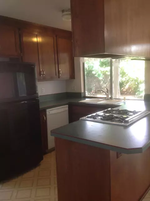 2364 Kerry Ave, Redding, CA 96002 photo 2