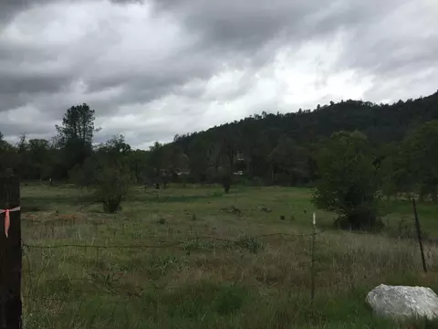 19925 Lazy J Ln, Redding, CA 96003 photo 1