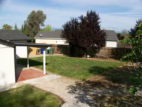 1414 Setter Dr, Redding, CA 96003 photo 9