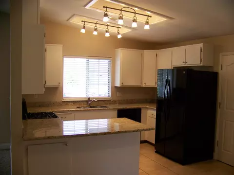 1414 Setter Dr, Redding, CA 96003 photo 4
