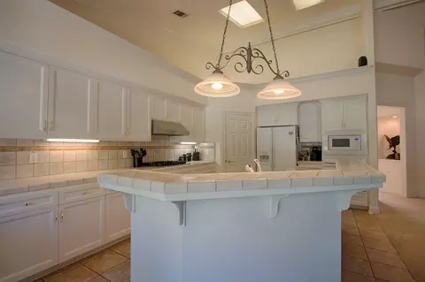 2578 Templeton Dr, Redding, CA 96002 photo 6