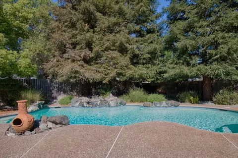 2578 Templeton Dr, Redding, CA 96002 photo 22