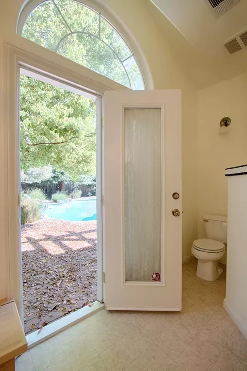 2578 Templeton Dr, Redding, CA 96002 photo 19