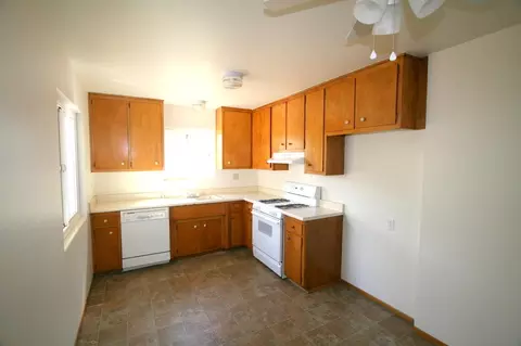 3655 Alta Mesa Dr, Redding, CA 96002 photo 3