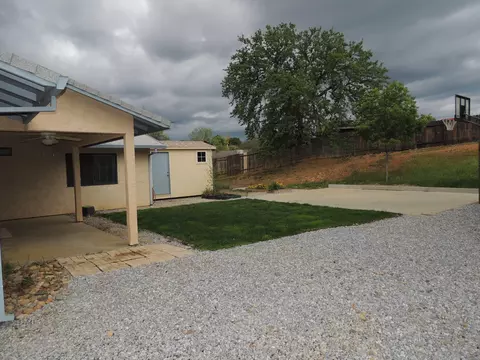 1013 Nighthawk Ln, Redding, CA 96003 photo 18