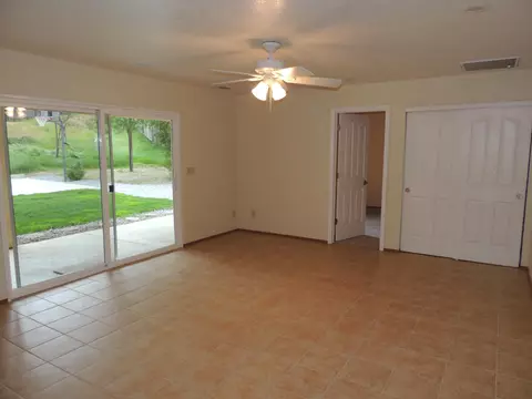 1013 Nighthawk Ln, Redding, CA 96003 photo 9