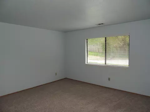 1013 Nighthawk Ln, Redding, CA 96003 photo 16