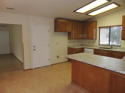 1013 Nighthawk Ln, Redding, CA 96003 photo 5