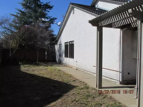 975 Hillsdale Ct, Redding, CA 96003 photo 11