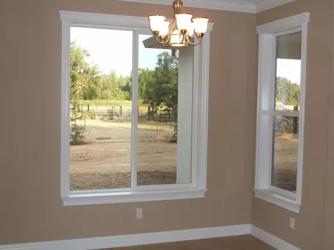19695 Valley Ln, Redding, CA 96002 photo 3