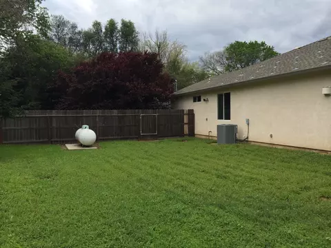 19695 Valley Ln, Redding, CA 96002 photo 33
