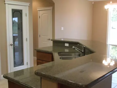 19695 Valley Ln, Redding, CA 96002 photo 5