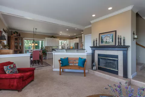 8900 Elusion Ct, Redding, CA 96001 photo 18