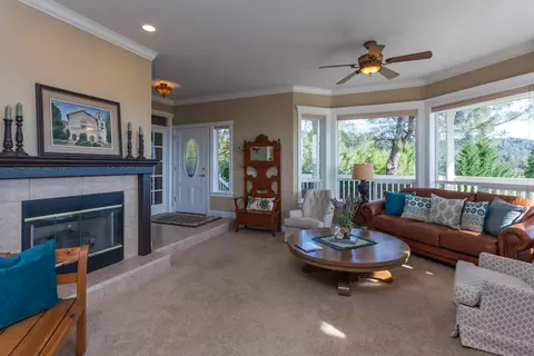 8900 Elusion Ct, Redding, CA 96001 photo 19