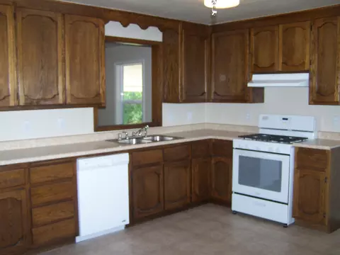 12109 Shaver Ln, Redding, CA 96003 photo 6