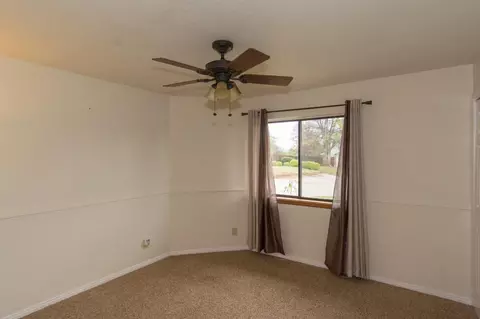 11454 Menlo Way, Redding, CA 96003 photo 16