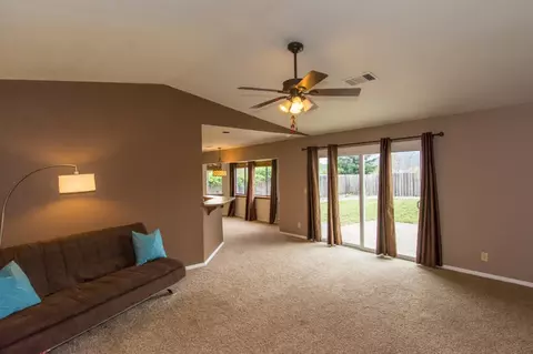 11454 Menlo Way, Redding, CA 96003 photo 6