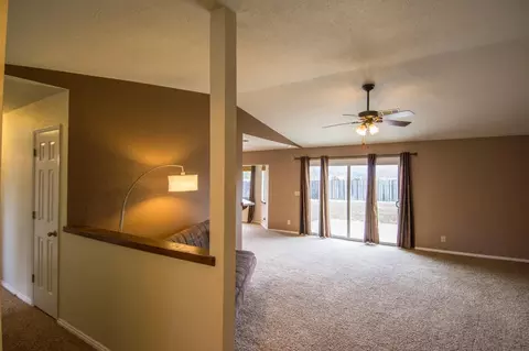 11454 Menlo Way, Redding, CA 96003 photo 4