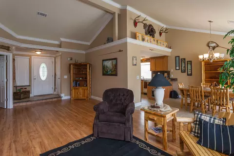 576 Armando Ave, Redding, CA 96003 photo 7