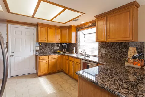 576 Armando Ave, Redding, CA 96003 photo 12