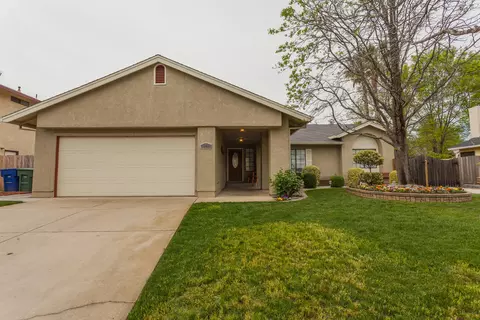 576 Armando Ave, Redding, CA 96003 photo 2