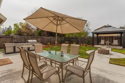 576 Armando Ave, Redding, CA 96003 photo 27