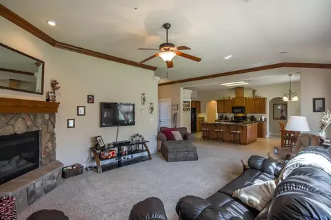 3691 Foothill Blvd, Redding, CA 96001 photo 2