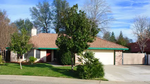 3631 Sunwood Dr, Redding, CA 96002 photo 1