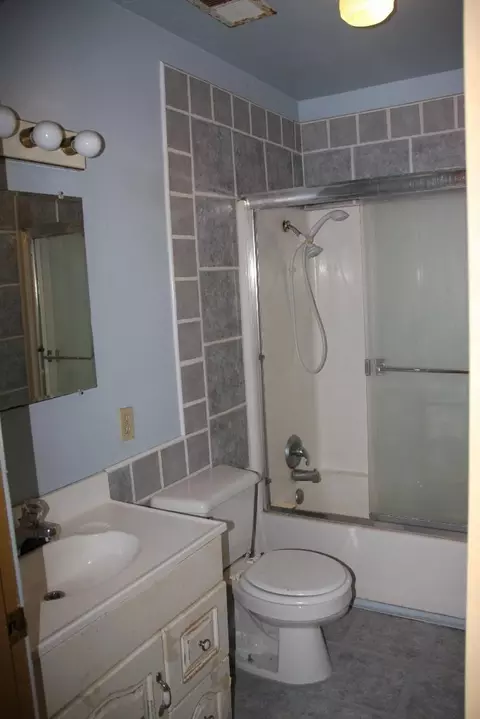 17773 Peterson, Redding, CA 96003 photo 6